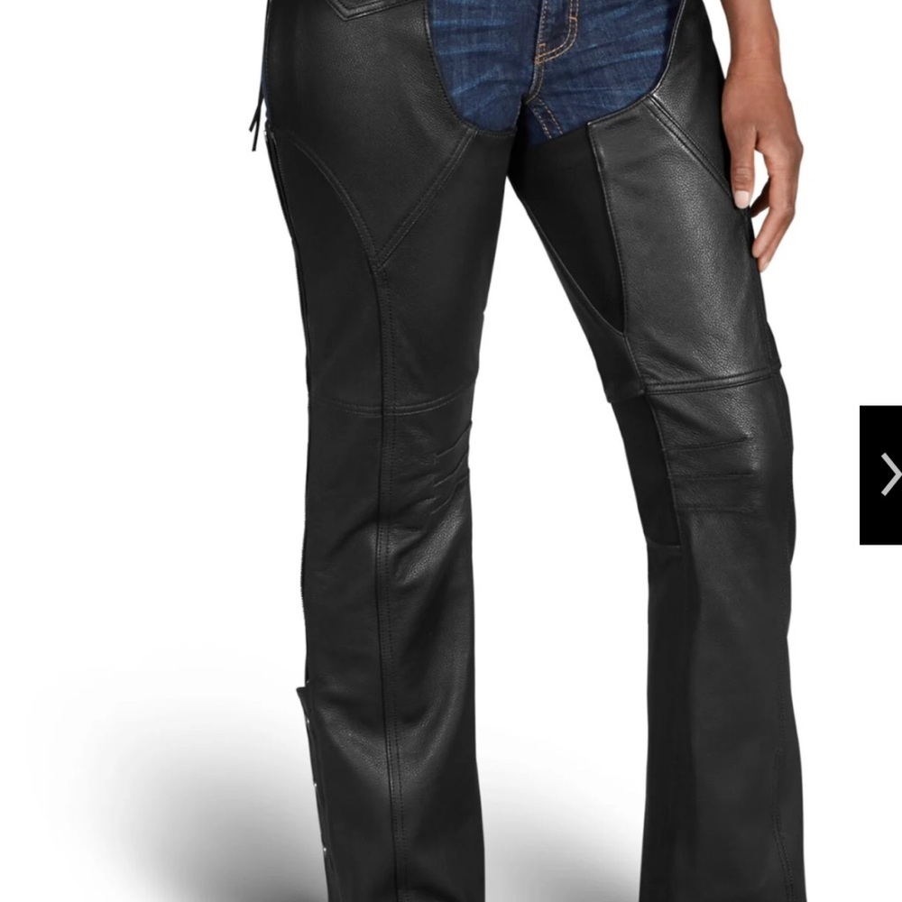HARLEY-DAVIDSON® WOMEN’S DELUXE II LEATHER CHAPS